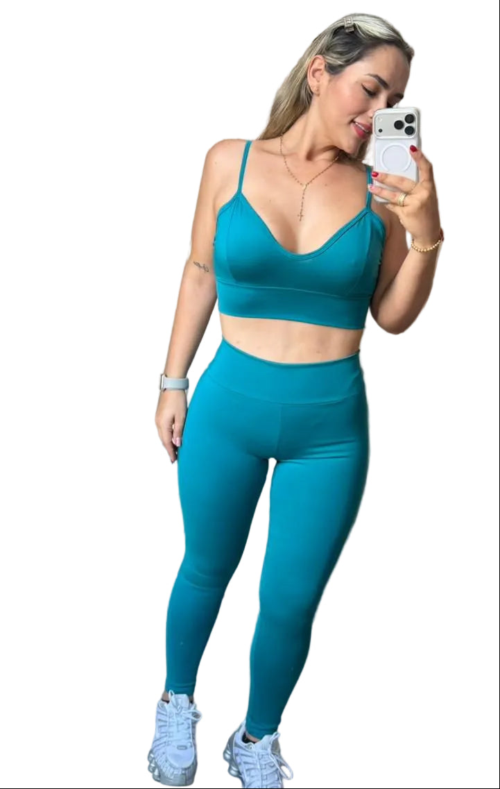 LEGGINS CLÁSICO + TOP CORAZÓN