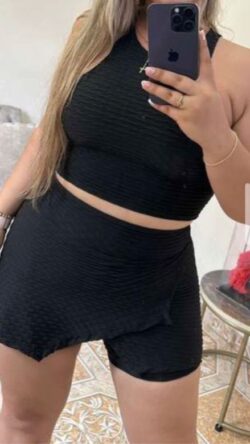 WhatsApp Image 2025-10-02 at 4.23.20 PM FALDA PICO TEXTURIZADO